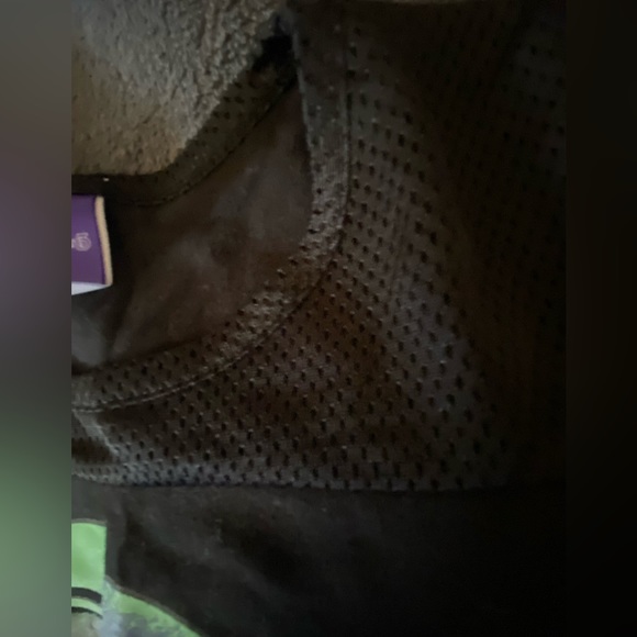 Uma Descendants Crop Top - Picture 4 of 6